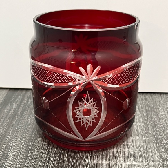 Bohemian Ruby Red Lidded Jar - Picture 4 of 10